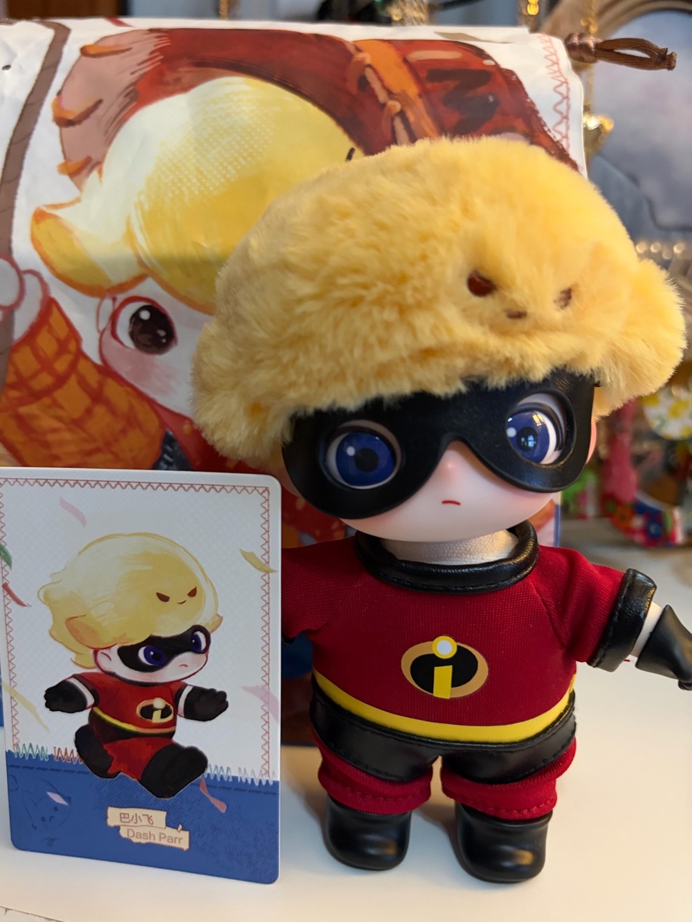 Pop Mart DIMOO WORLD x PIXAR - Dash Parr Plush Pendant